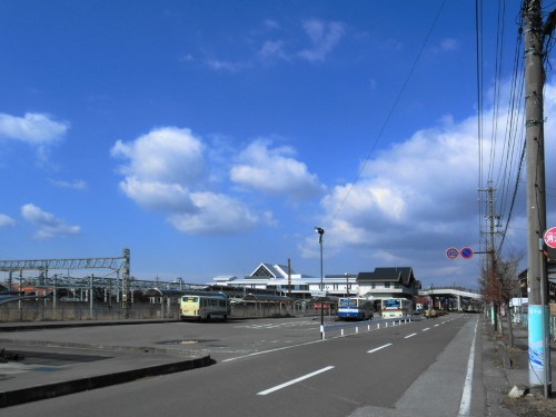 2012年4月5日　JR新幹線軽井沢駅北口の様子