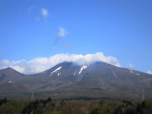 2012年5月5日 中軽井沢から見た浅間山